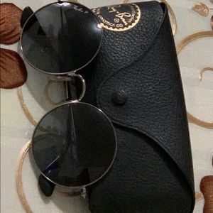 Polarized ray bans